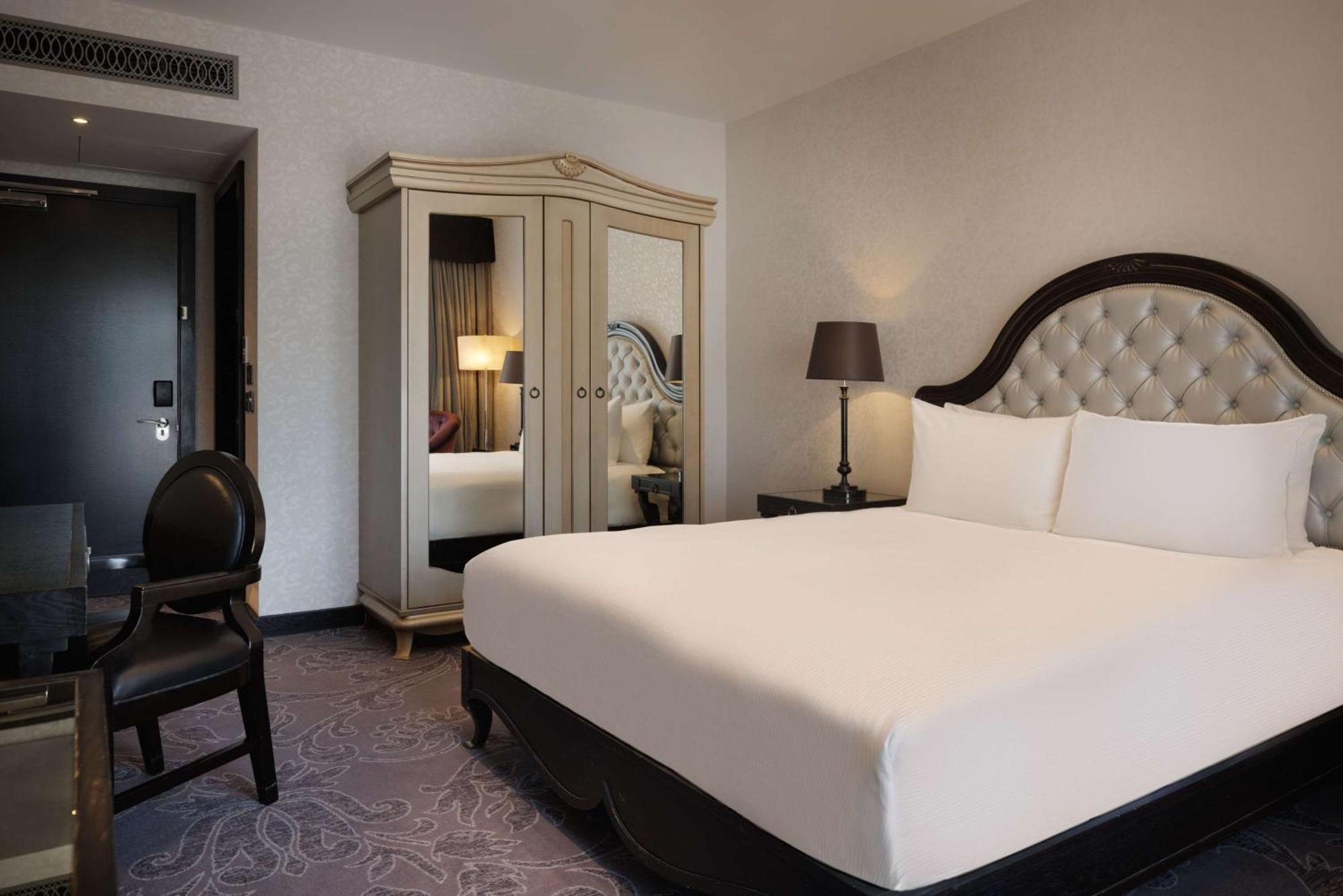 Hilton London Syon Park Отель 4*