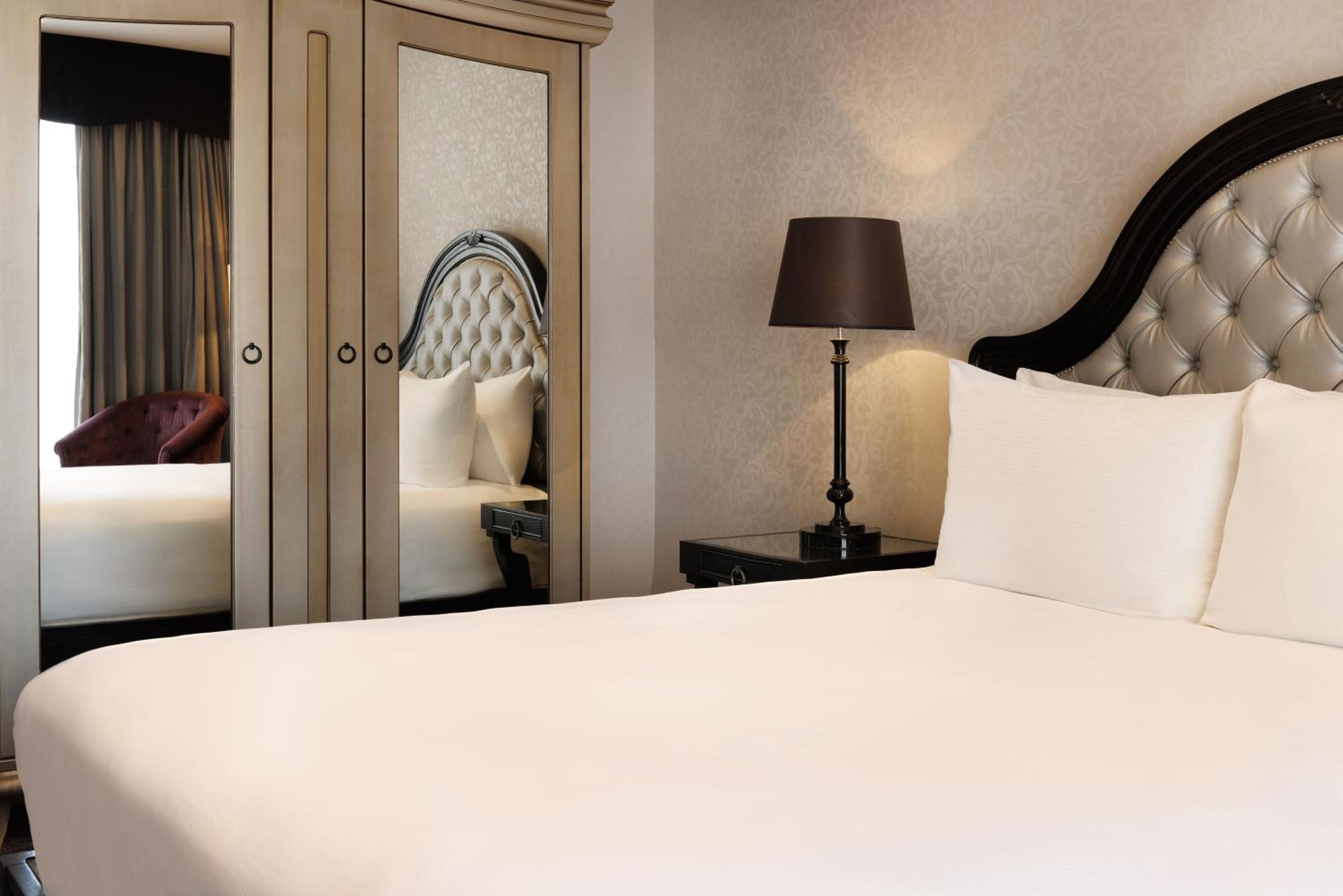 Hilton London Syon Park 4*