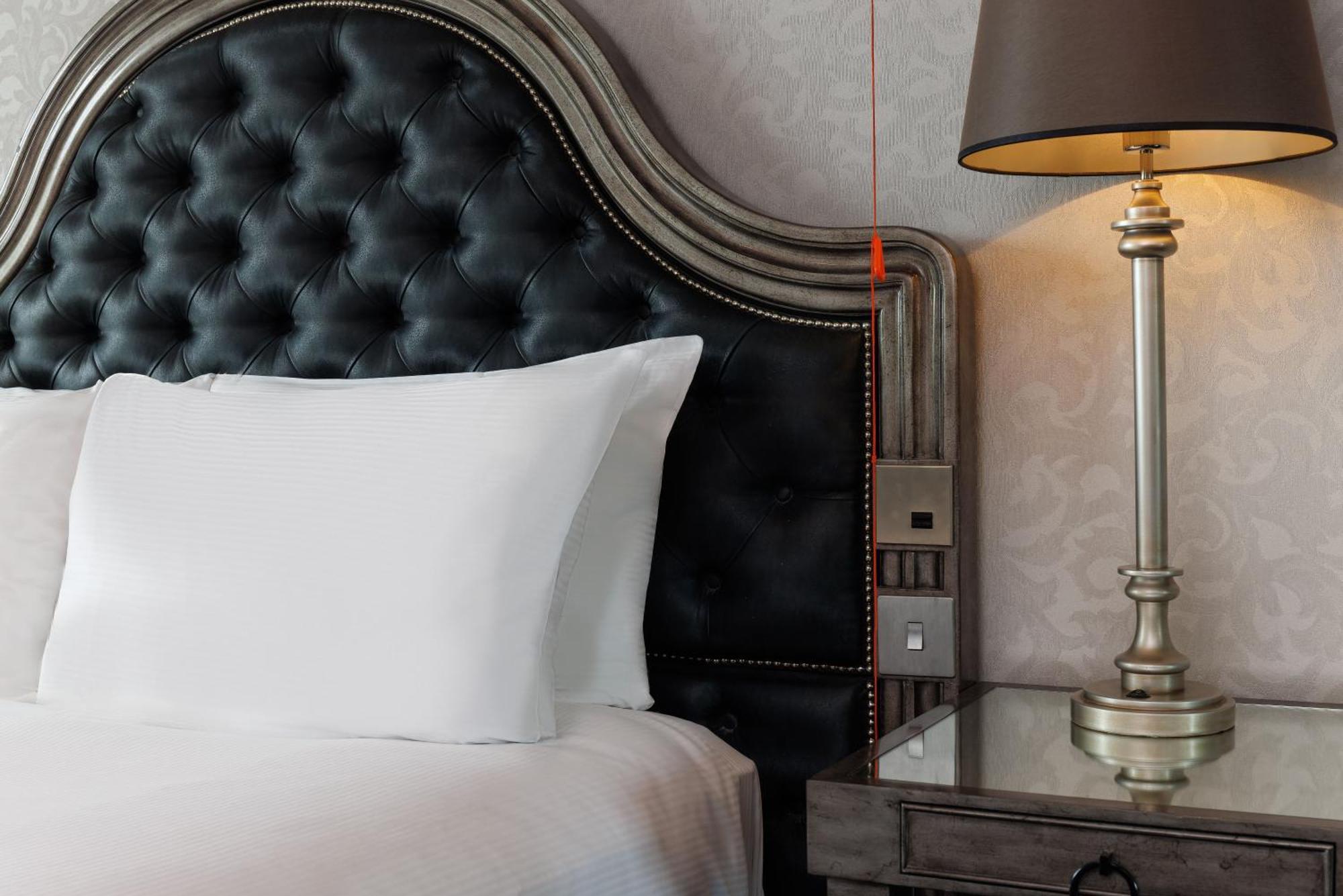 Отель Hilton London Syon Park