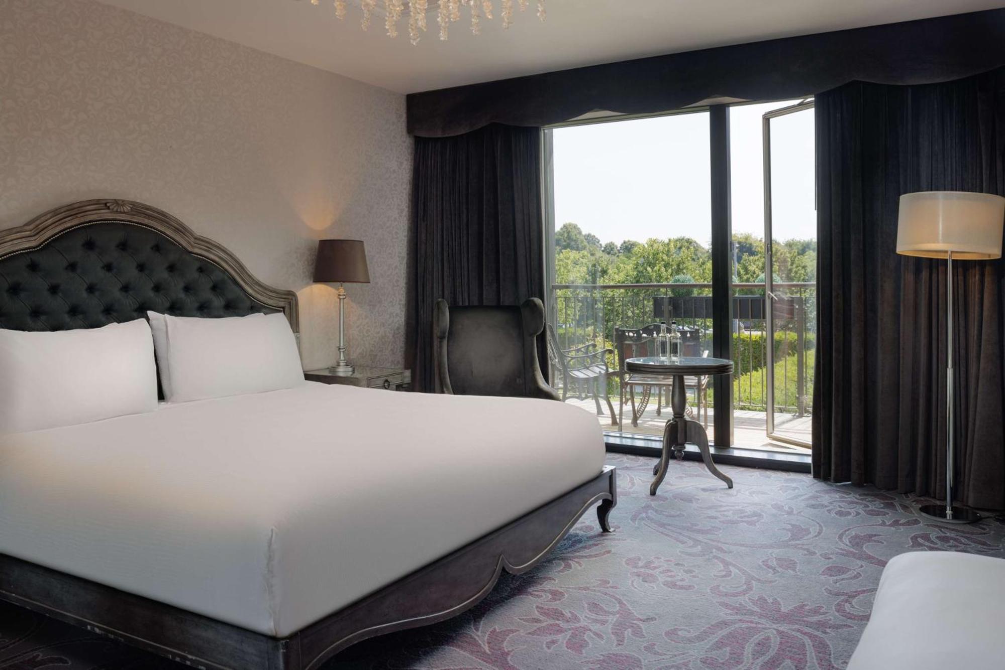 Hilton London Syon Park 4* Брентфорд